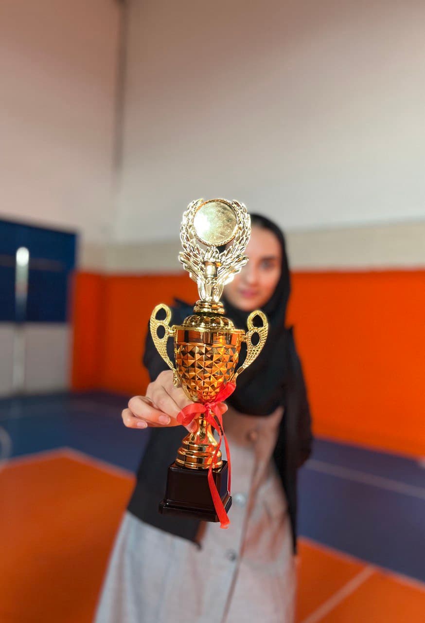 دبیرستان دوره اول دخترانه فروغ دانش